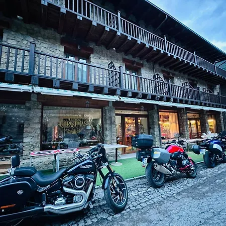 Valls Valira Hotel 2*